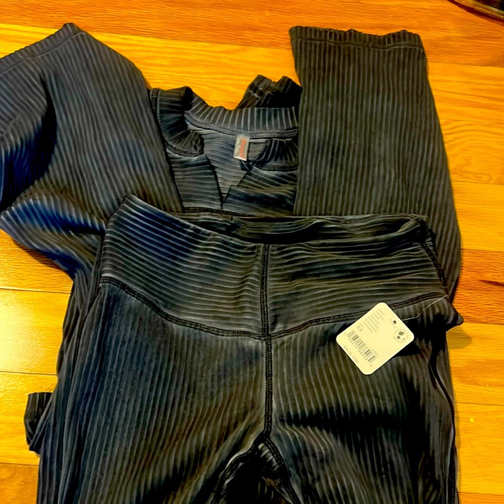 Free people movement set